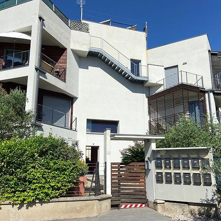 M.D.A. Appartement Toscolano Maderno Buitenkant foto